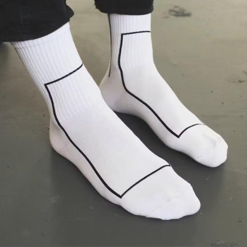 Product Introduction of Men Socks New Korean Style Male & Female Middle Tube Cotton Street Hip-Hop Sports Personalized Skate Stockings Casual Socks Fitness Running Basketball Men Antibacterial Sweat-Absorbent Socks 10