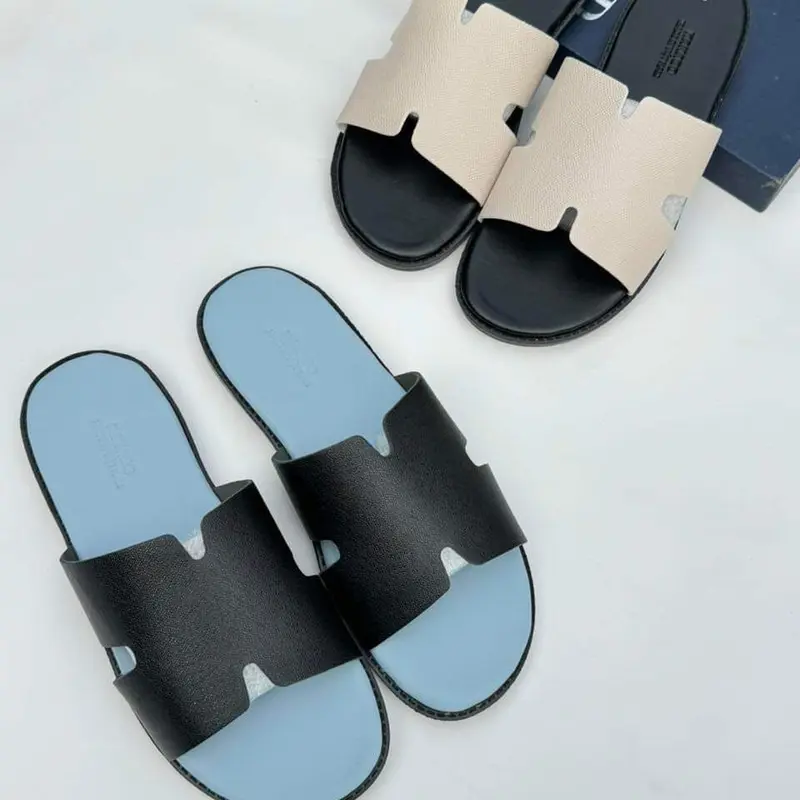 Dép lê thời trang quai ngang Kem đế đen mới. Hàng NAHADO có sẵn đủ size 7
