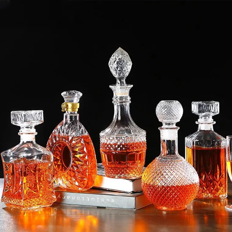 Combo 5 chai, bình thuỷ tinh đẹp số ( 2-3-6-8-XO750ml )  Thủy Tinh