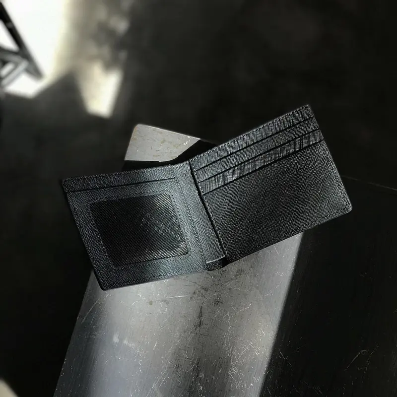 VÍ NAM MINIMAL DA BÒ THẬT 0