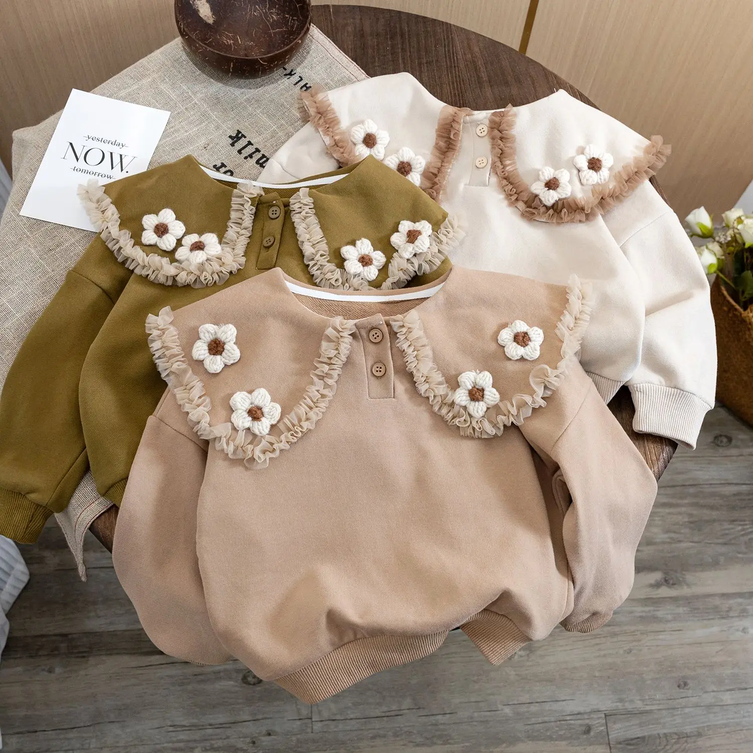 Áo Len Bé Gái, Phong Cách Hàn Quốc, Áo Phông Dài Tay, Áo Chui Đầu Phong Cách Phương Tây, Thích Hợp Cho Bé, Thời Trang, Bộ Sưu Tập Mùa Xuân Và Mùa Thu, Hàng Mới Về 2024, 1 Tuổi