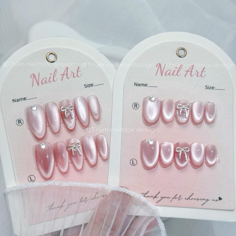 [MÃ-M22] Nailbox thiết kế mắt mèo ánh trăng hồng sáng da tay - Sản phẩm thiết kế thủ công.