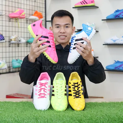 Giày Bóng Đá 3 Sọc Toni 11PRO Đế Đệm EVA Cao Cấp - Đầy Đủ Các Màu (Tặng 4 Quà: Lót Giày Mizuno + Tất + Bình Xịt + Sủi) - Túc Cầu Sport