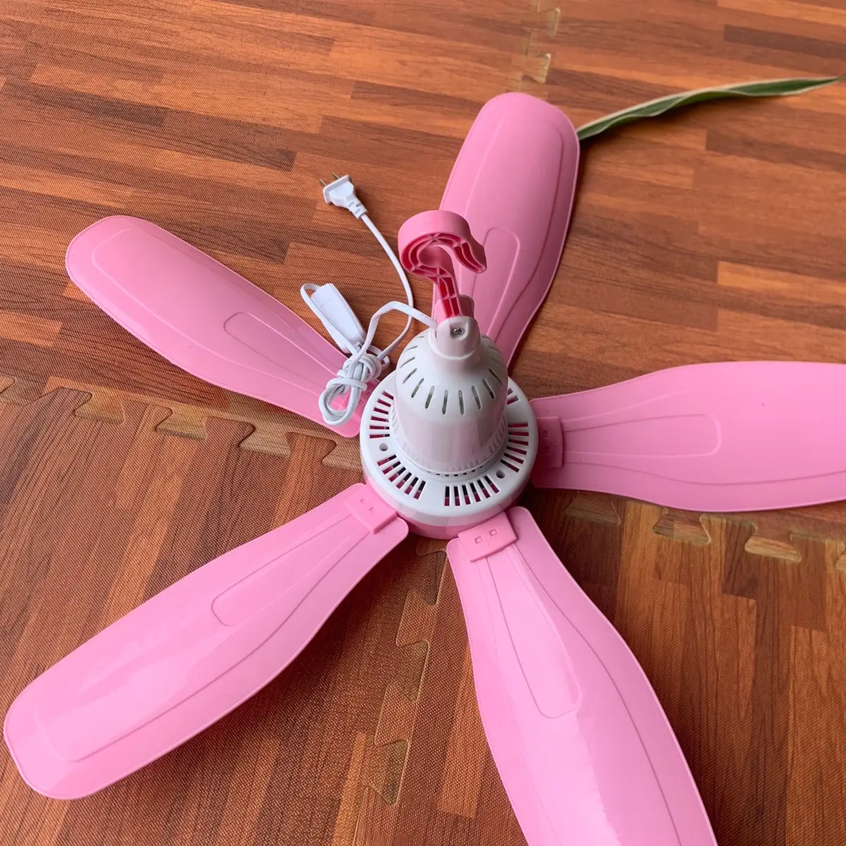 Quạt màn trần mini 920 sải đường kính quay 60cm, êm ái, bền bỉ QuạT Fan
