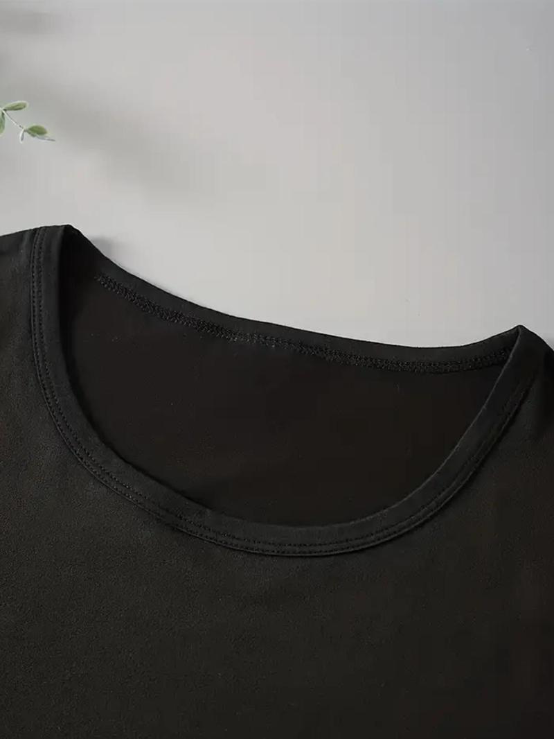 Product Introduction of 【Plus Size】 Heart Print Round Neck Tee, Casual Short Sleeve Crew Neck T-shirt for Summer, Women's Plus Clothing for Daily Wear 5