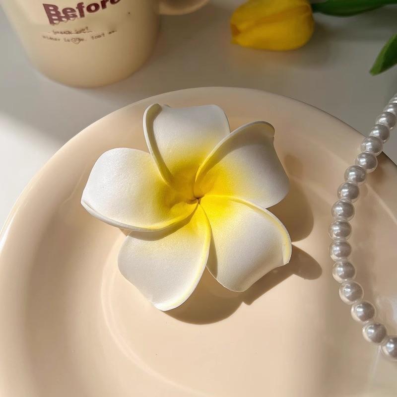 Product Introduction of Kẹp tóc Plumeria rubra dịu dàng và ngọt ngào kẹp tóc hoa sứ trong suốt dễ thương và thời trang kẹp tóc cổ tích Nữ Women 8
