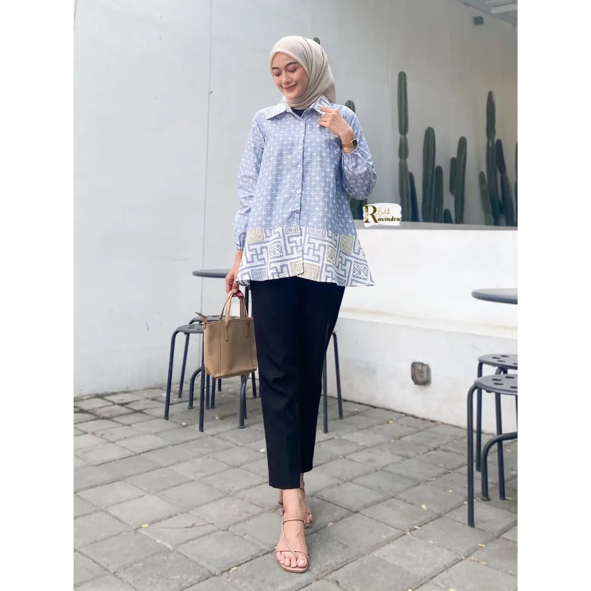 BATIK RAVINDRA Blouse Batik Larissa Katun Kancing Formal