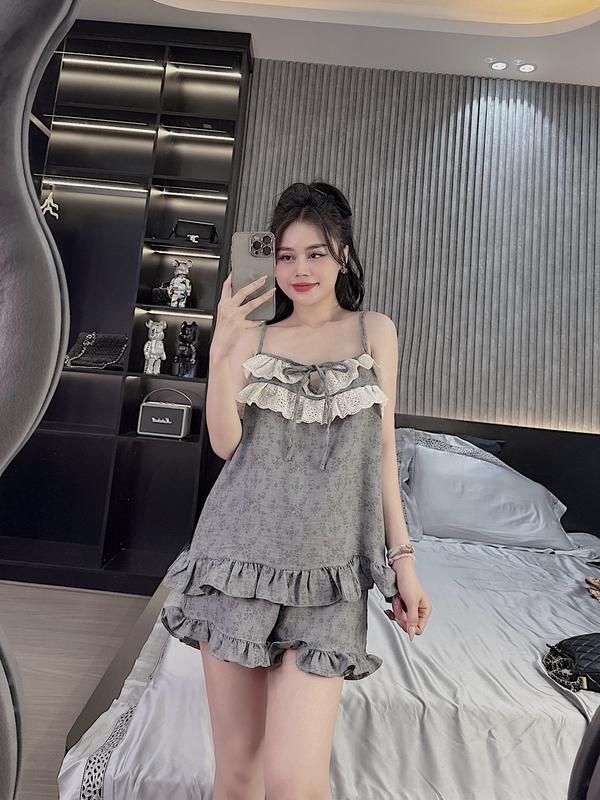 Bộ Ngủ Nữ 2 Dây Vải Đũi Hoa Nhí, Đồ Bộ Mặc Nhà Mát Mẻ Quần Đùi Có Túi Free Size 40-62KG - B28 Women