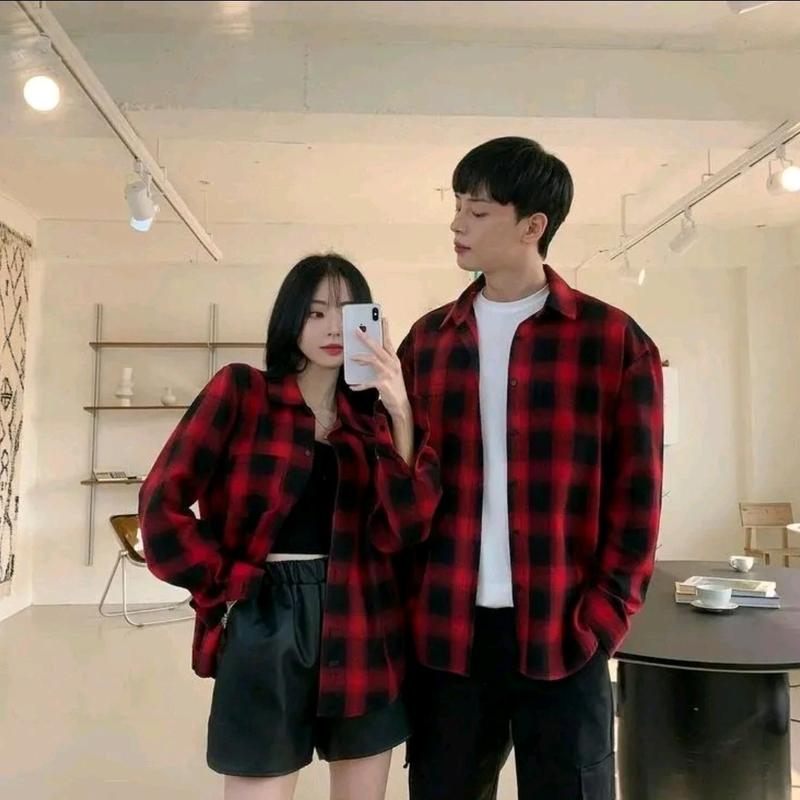 kemeja couple an flanel panjang pria wanita isi 2 kemeja baju Pasangan Santai 3