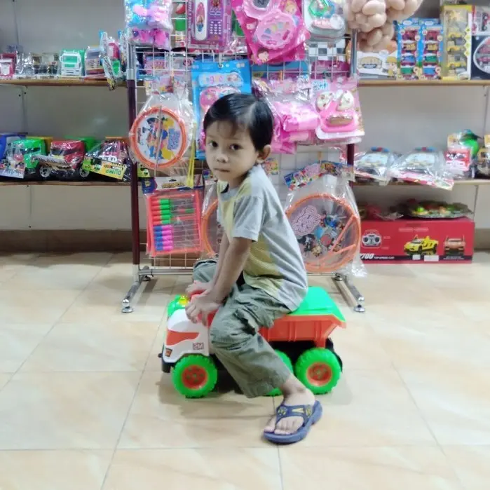 Toman Project Mainan Truck Dump Muatan Pasir Besar Murah - Mobilan Truck Tunggang - Model D 1