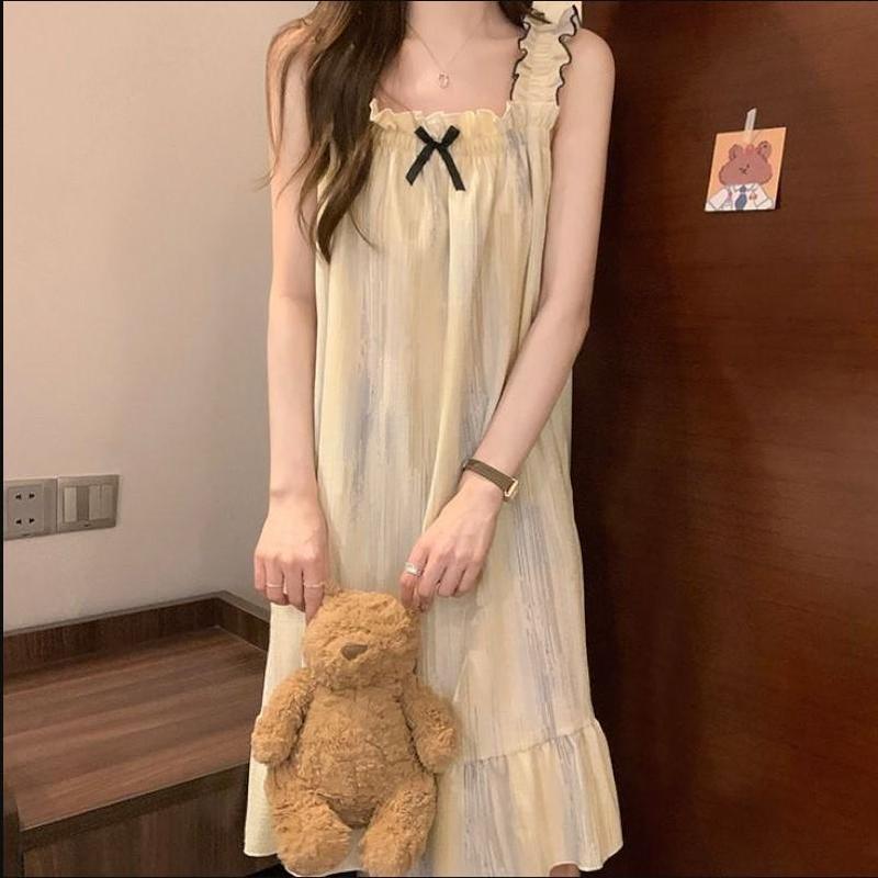 Váy ngủ cho nữ váy mặc nhà có đệm ngực chất đũi cho mùa hè phong cách ngọt ngào dễ thương thường dây đai Đầm Ngủ Women Nhung
