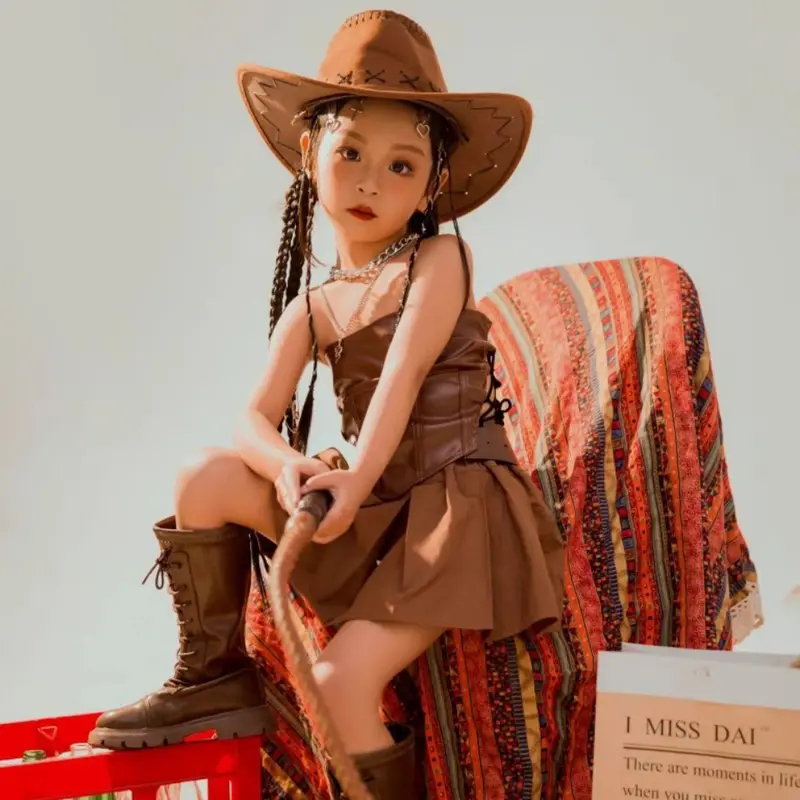 Mũ cao bồi cho trẻ em siêu chất, nón cowboy dành cho bé trai ,bé gái du lịch, đi biển hay biểu diễn văn nghệ 1
