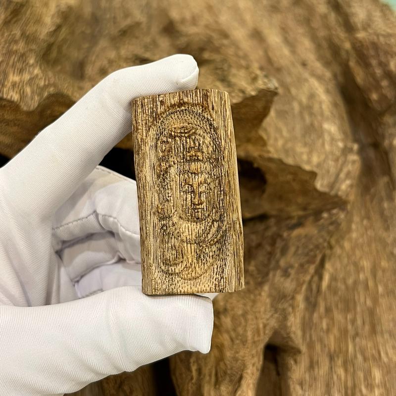 [Sơn Nam] Mặt Dây Chuyền Phật Quan Âm Trầm Hương Tự Nhiên Mùi Thơm Ngọt Dịu Nhẹ