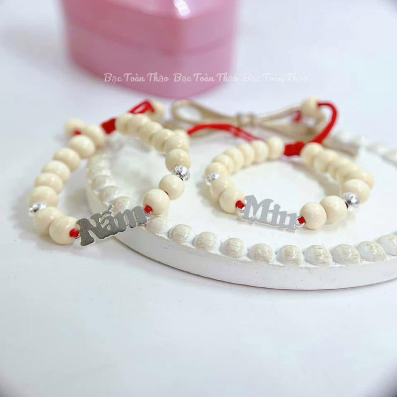 L197 Vòng dâu tằm mix chữ bạc, có khắc tên theo yêu cầu độ tuổi đeo từ sơ sinh đến 14 tuổi 5