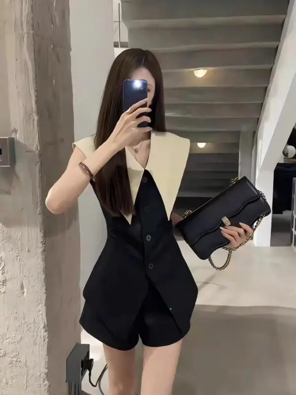 Set vest thời trang nữ ngắn trên gối chất vải mát mịn thời trang sành điệu tinh tế cho các chị em Áo Voi Women Lịch Top Tim Navy 0