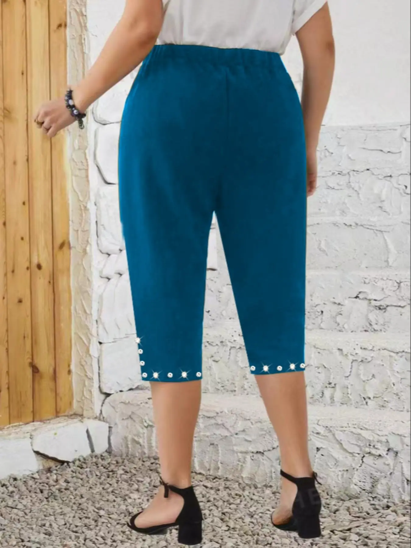 【Plus Size】 Rhinestone Decor Capri Pants, Casual Comfy Capri Pants for Summer, Women's Bottoms for Daily Wear