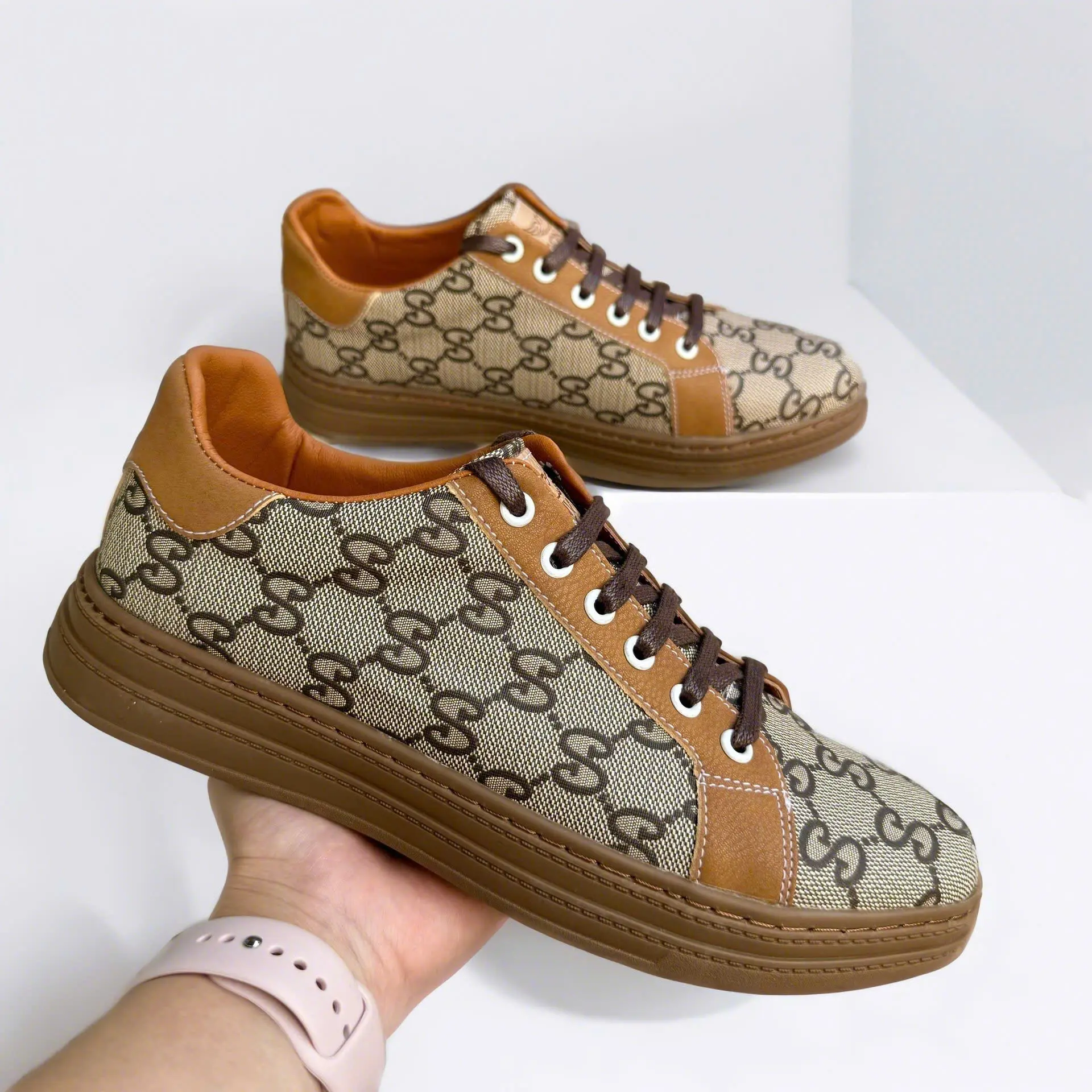 Giày Thể Thao, Giày Sneaker Nam Cao Cấp GA04 Chất Liệu Da Microfiber, Đế Cau Su Nguyên Khối Cực Kỳ êm chân, thoáng khí, dây thắt tự động thông minh, Thích Hợp 4 Mùa Cao Su Caro Shoes