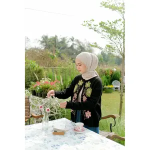 [ALLN Knitwear] Cassia Cardigan Rajut Bunga Tengah Premium