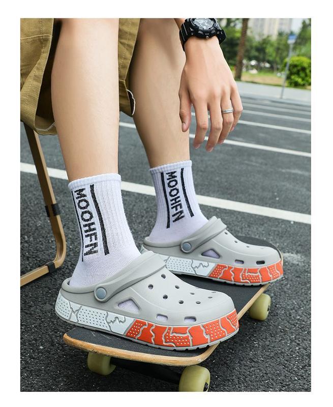 Product Introduction of Cave shoes: men's summer wear, new fashion and versatile, super thick, wear-resistant, sports beach toe sandals 15