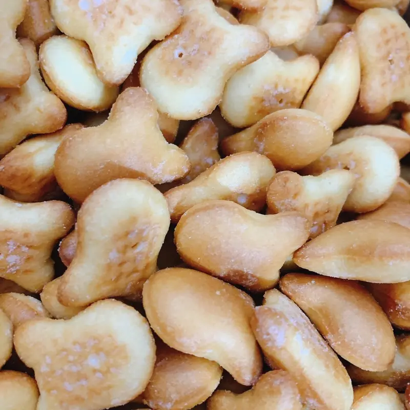 Bánh Gấu Thiên Hồng - Bánh Quy Gấu Nhân Kem Hiệu Thiên Hồng - Bánh Gấu Nhân Kem Tuổi Thơ 1
