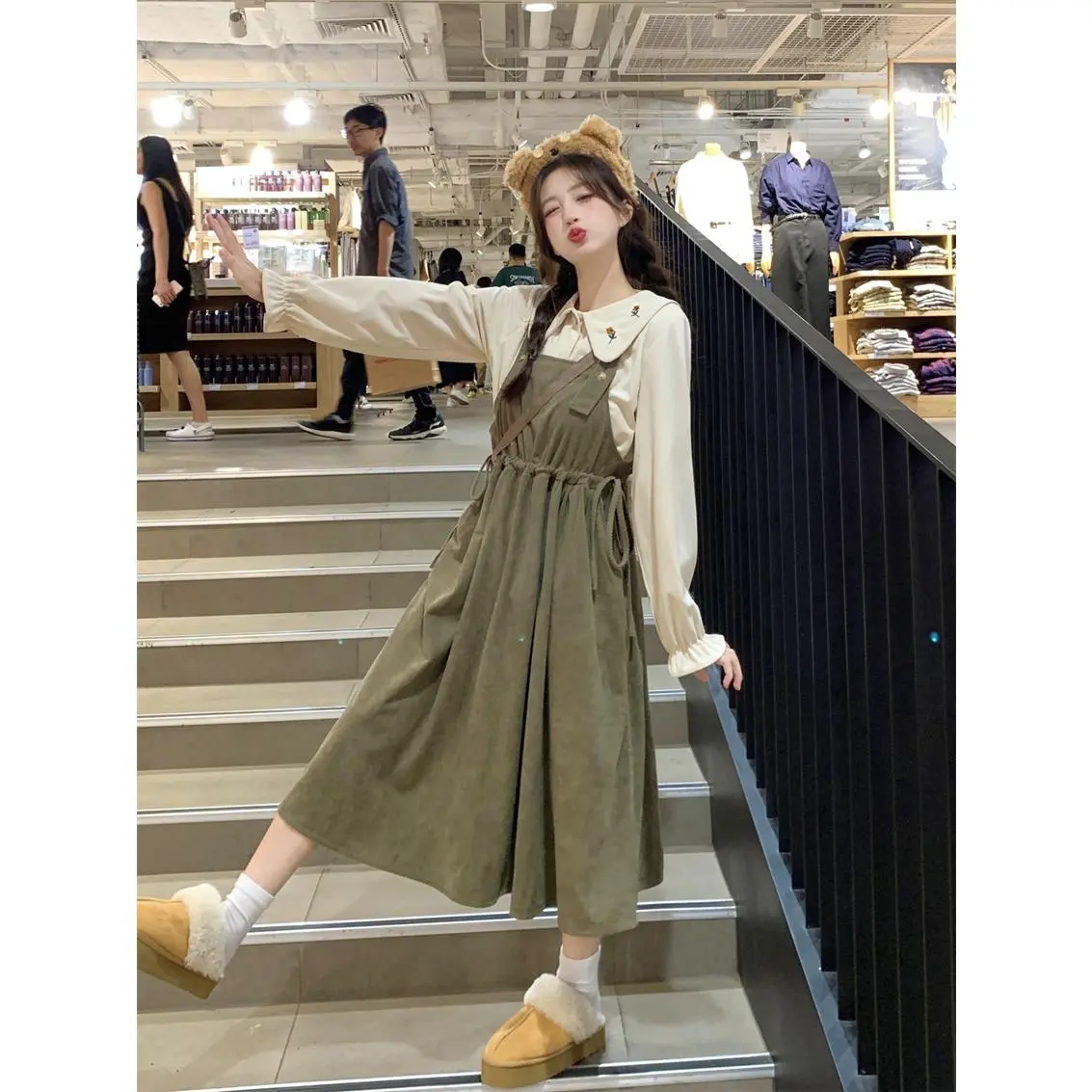 Real Shot Milk Tea Series Wear Match Autumn and Winter a Set of 2024 New Sweet Corduroy Strap Dress Two-Piece Set New