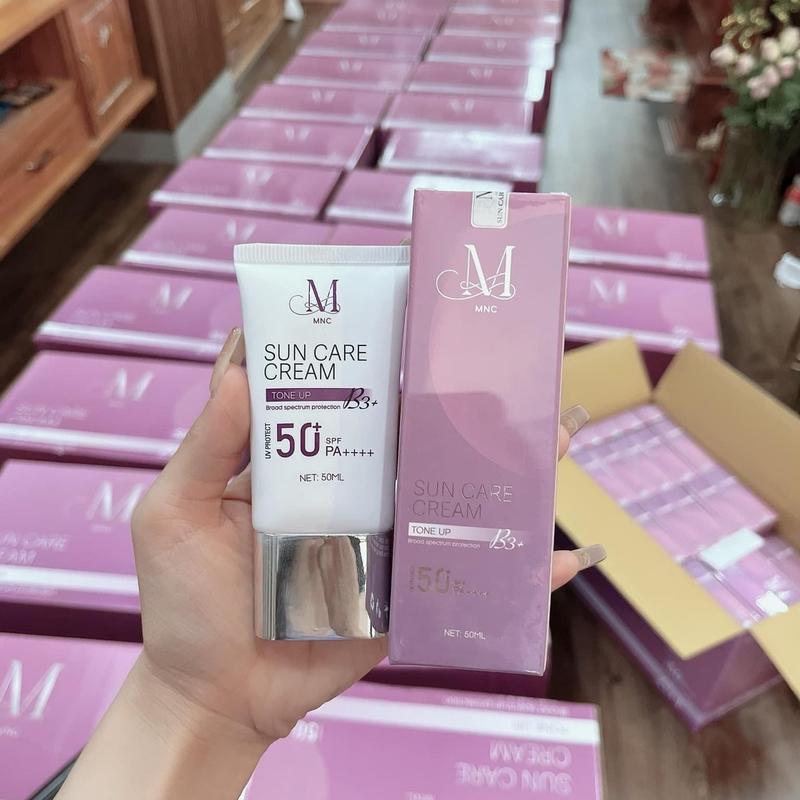 Kem Chống Nắng B3+ MNC SPF 50+ Dưỡng Body Nữ 4