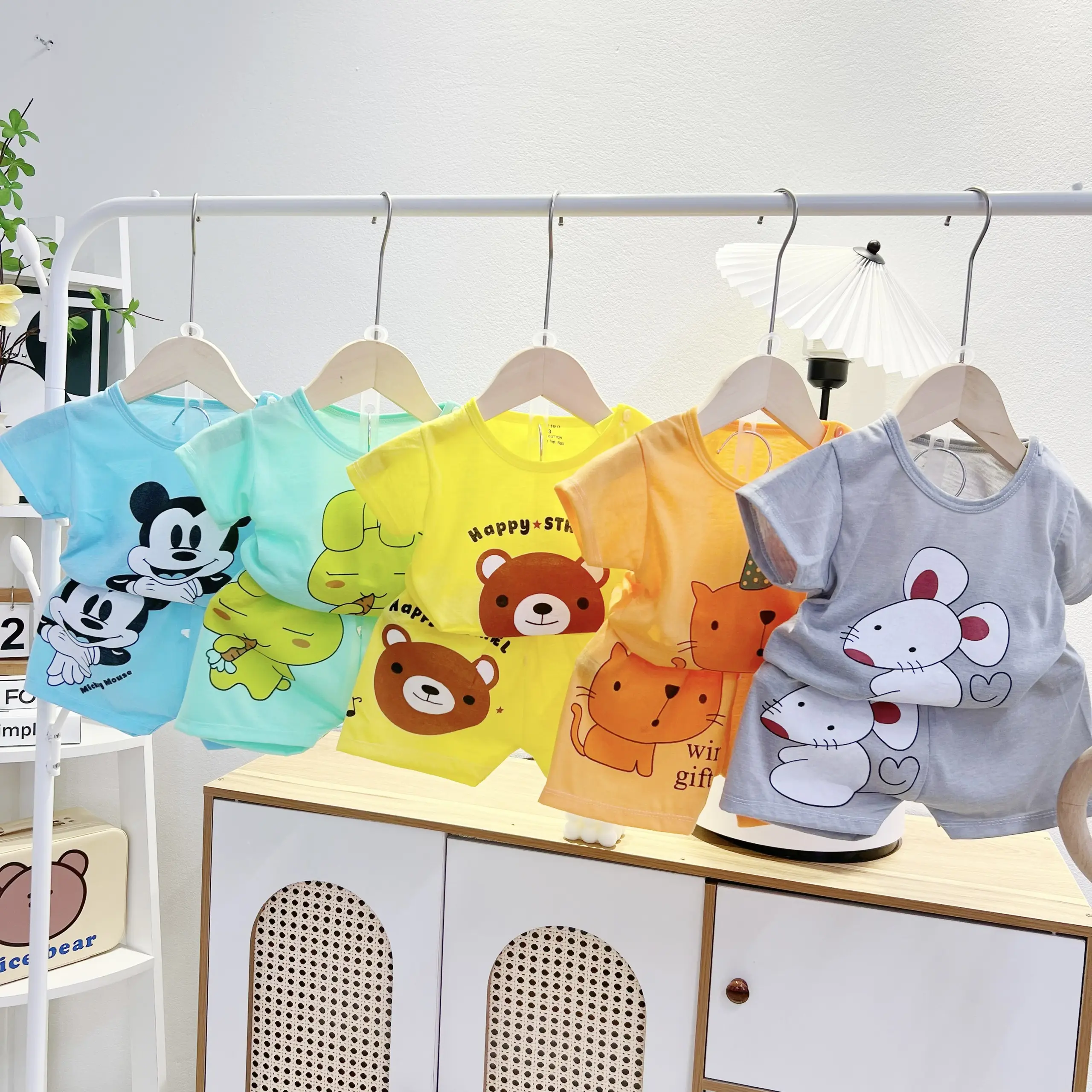 Quần Áo Trẻ Em - Set Cộc Gấu (Combo 5 Bộ Như Hình) Cho Bé Trai/Bé Gái, Chất Cotton 2 Chiều Mềm Mát. Trẻ Sơ Sinh.