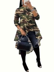 Women's Camo Print High Low Hem Tee, Casual Long Sleeve Round Neck T-shirt for Spring & Fall, Women's Top for Daily Wear