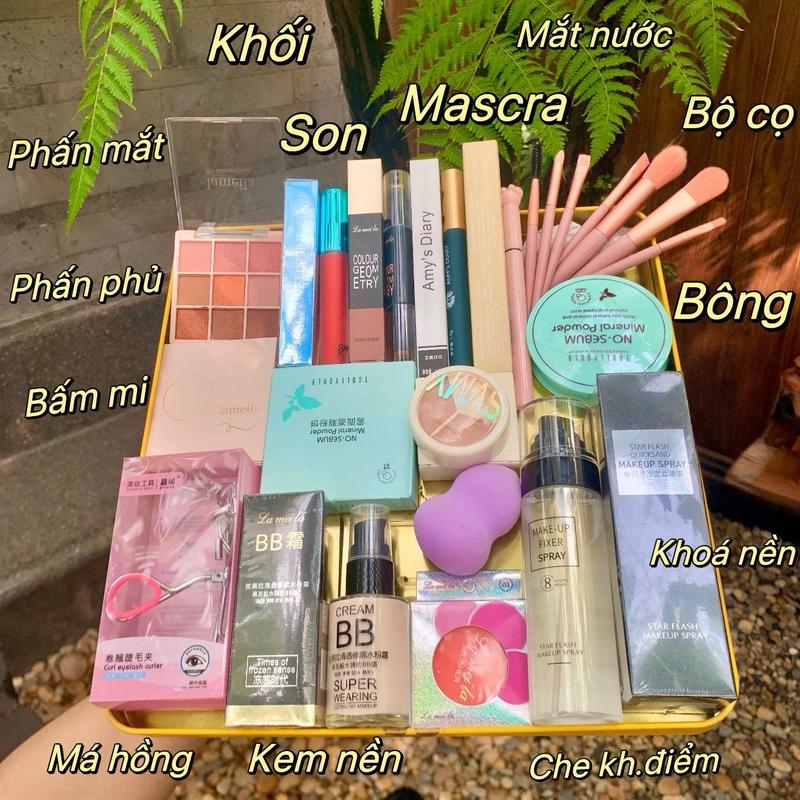 [Bán chạy]  bộ trang điểm chuyên nghiệp nhất gồm bấm cọ,kem nền, xịt khoáng. phấn phủ kẻ mắt...
