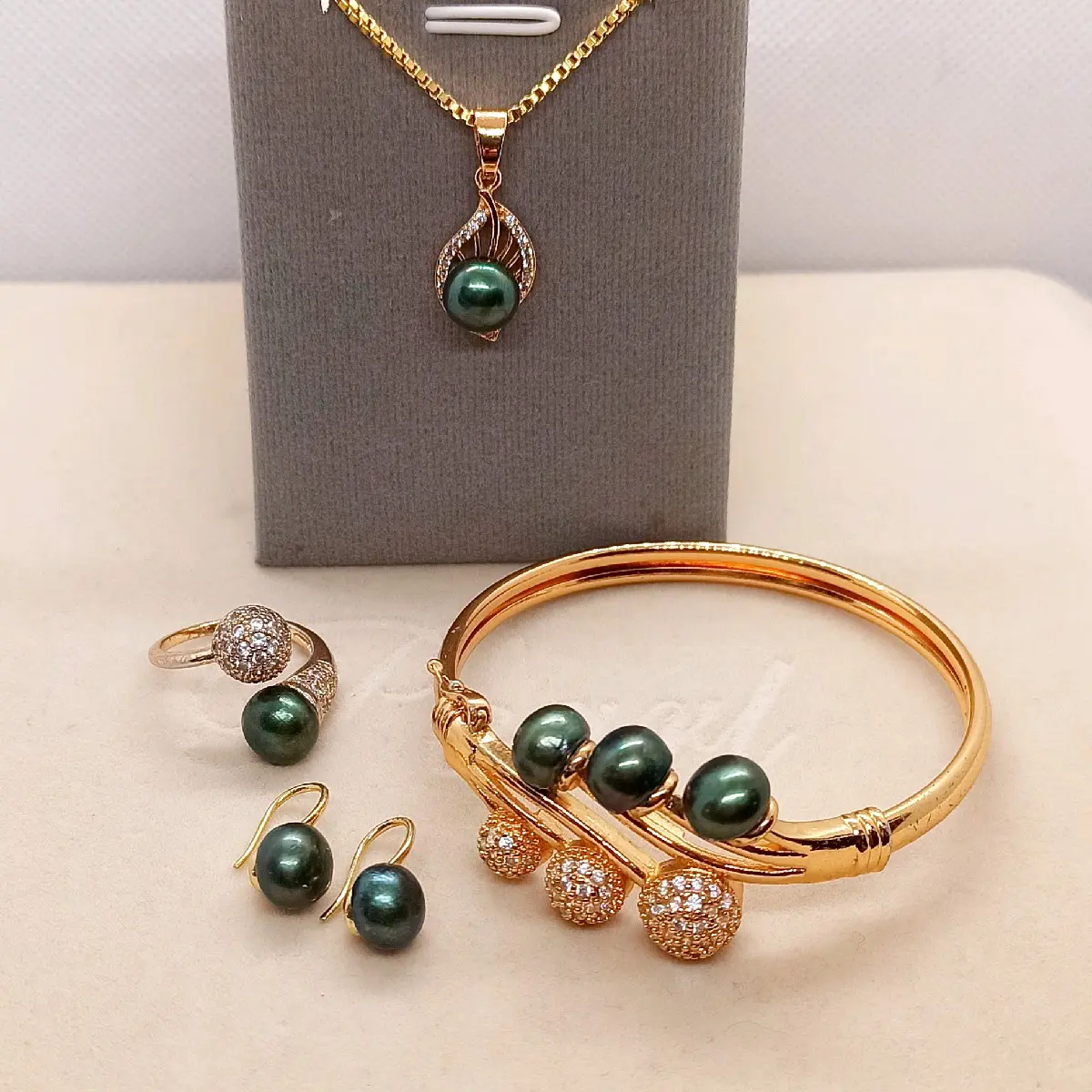 PERHIASAN MUTIARA LOMBOK FULLSET BESTSELLER
