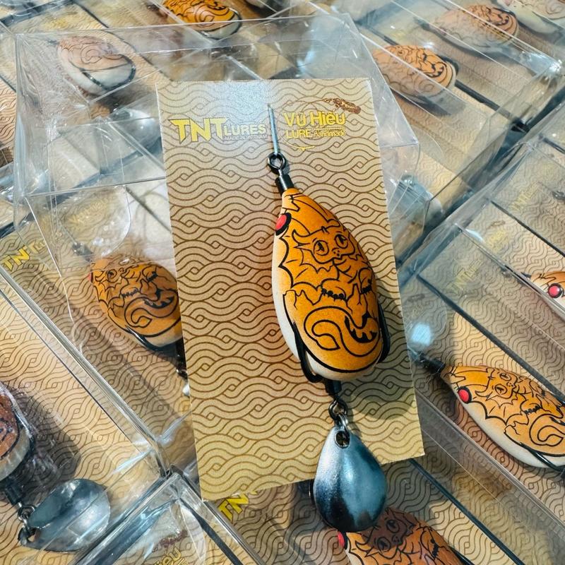 Nhái hơi H1 Tiểu Long Nhi 31mm Vũ Hiếu 2025 phiên bản trải nghiệm đa hệ action Nổi Lửng Dropshot.. Câu cá câu lure Fishing mồi câu...