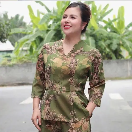 Đồ bộ trung niên, đồ bộ mặc ở nhà cho các mẹ,quần lửng suông, chất lụa nhập co dãn nhẹ,mềm mịn thoáng mát ( Ms52 ) 4