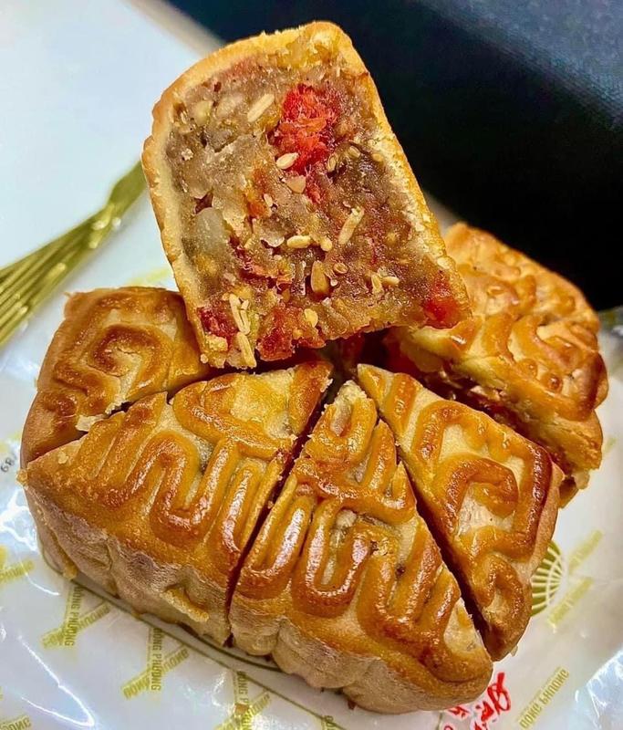 [Bán quanh năm] Bánh trung thu Đông Phương (Có tặng kèm hộp). Bánh trung thu thập cẩm Đông Phương Food Cake