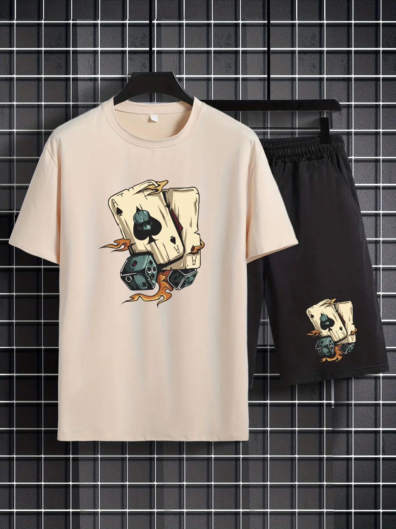 Two/Four Pieces Men's Playing Card Print Round Neck Lounge Outfits Set, Summer Outfits 2024, Crew Neck Short Sleeve T-shirts & Drawstring Pocket Shorts Set, Summer Clothes, Outfit Sets for Men, Vintage Clothing