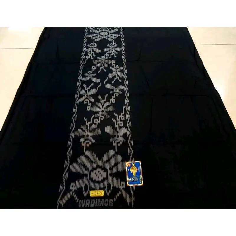Sarung Wadimor Husus Hitam Tumpal/Garis Kembang Bahan Katun Sarung Dewasa 4