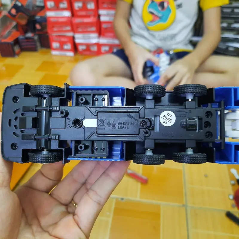 Xe ô tô cứu hộ đồ chơi trẻ em Mô hình tỉ lệ 1:50 CÓ ÂM THANH VÀ ĐÈN Bé trai Toy 4