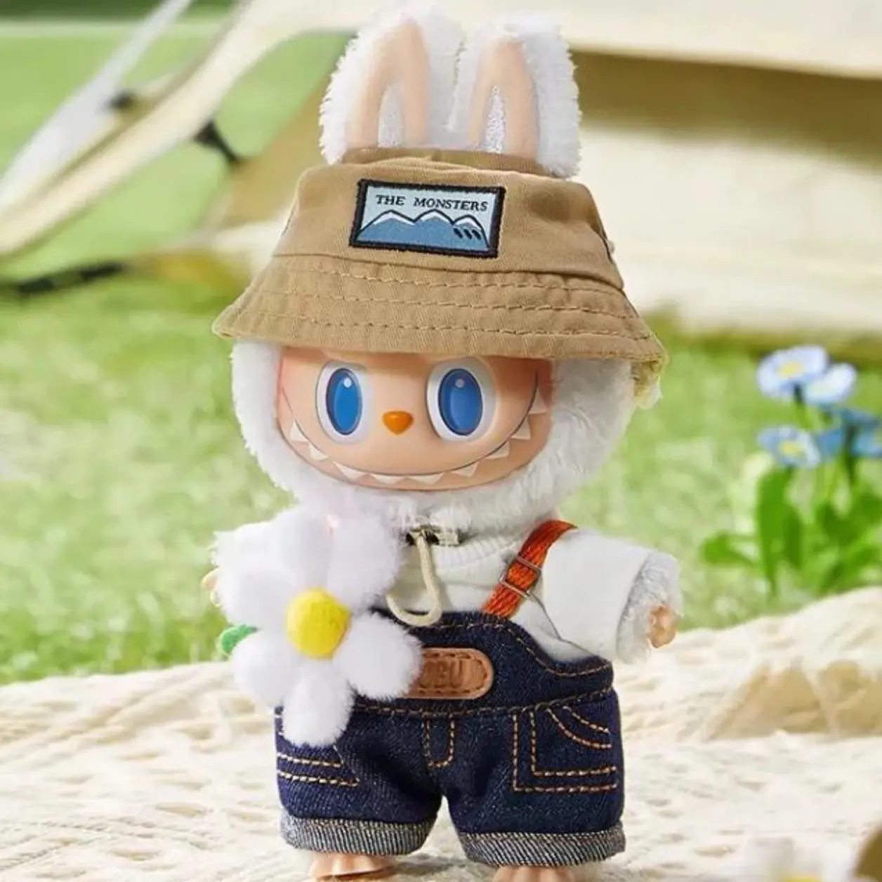 ￼MÔ HÌNH LABUBU HOA CÚC - PHỤ KIỆN DECOR HOTTREND 2025- BLACKPINK Đồ Chơi Toy Voi -hàng chính hãng