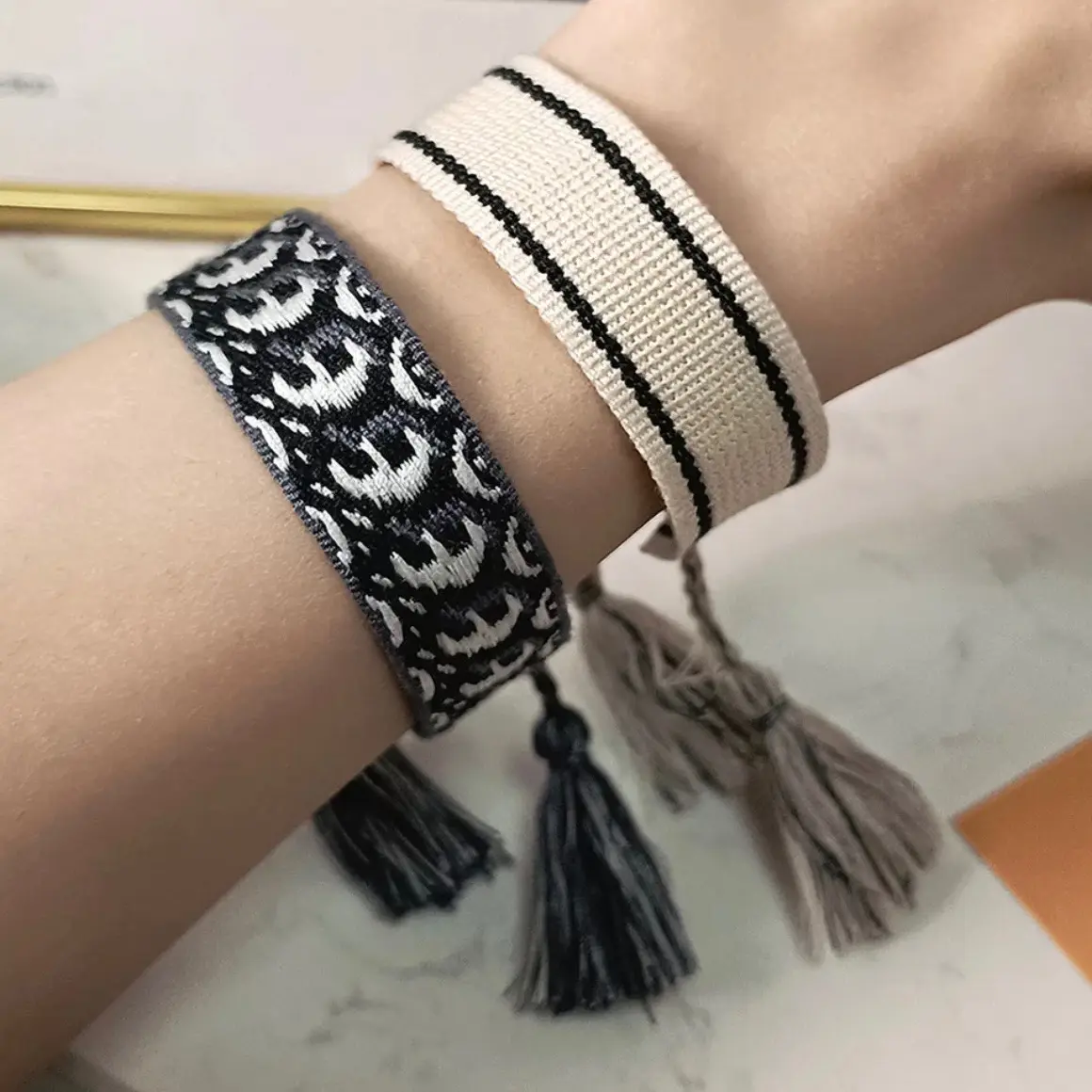 Woven Bracelet / Gelang Tassel / Loom Bracelet / Gelang Rajut / Gelang Kain / Gelang Simpel