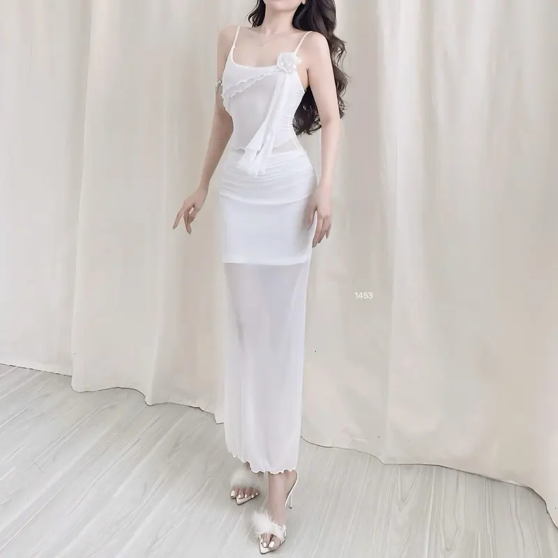 Set áo 2 dây đính hoa và chân váy chất thun lưới có lót 0