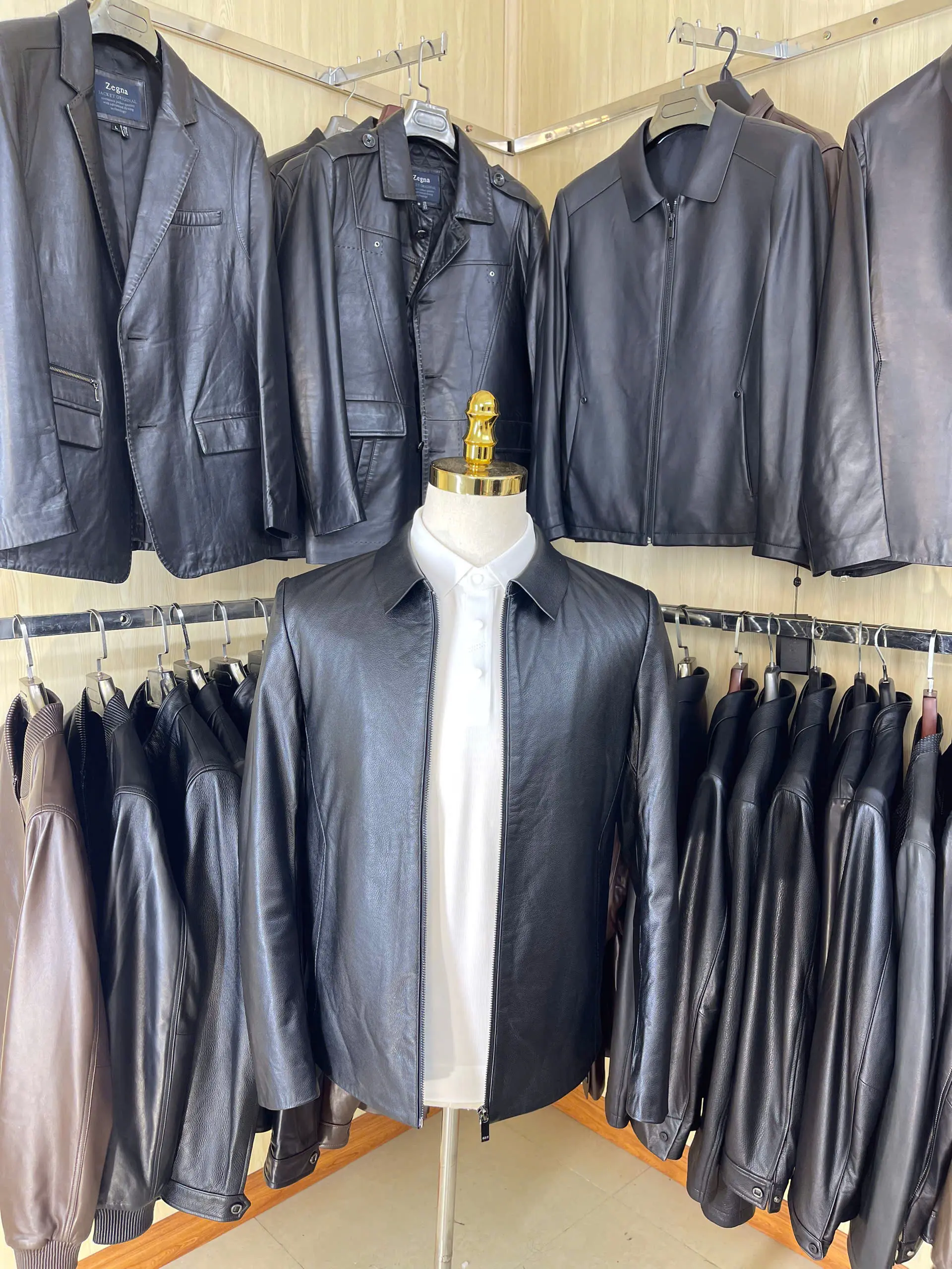 (AD04) Áo da bò vân hạt cổ bẻ cao cấp LARE Leather