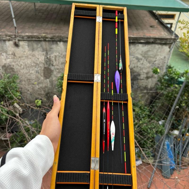 Hộp phao gỗ cao cấp câu đài(tặng kèm 5 quả phao câu tổng hợp) 0