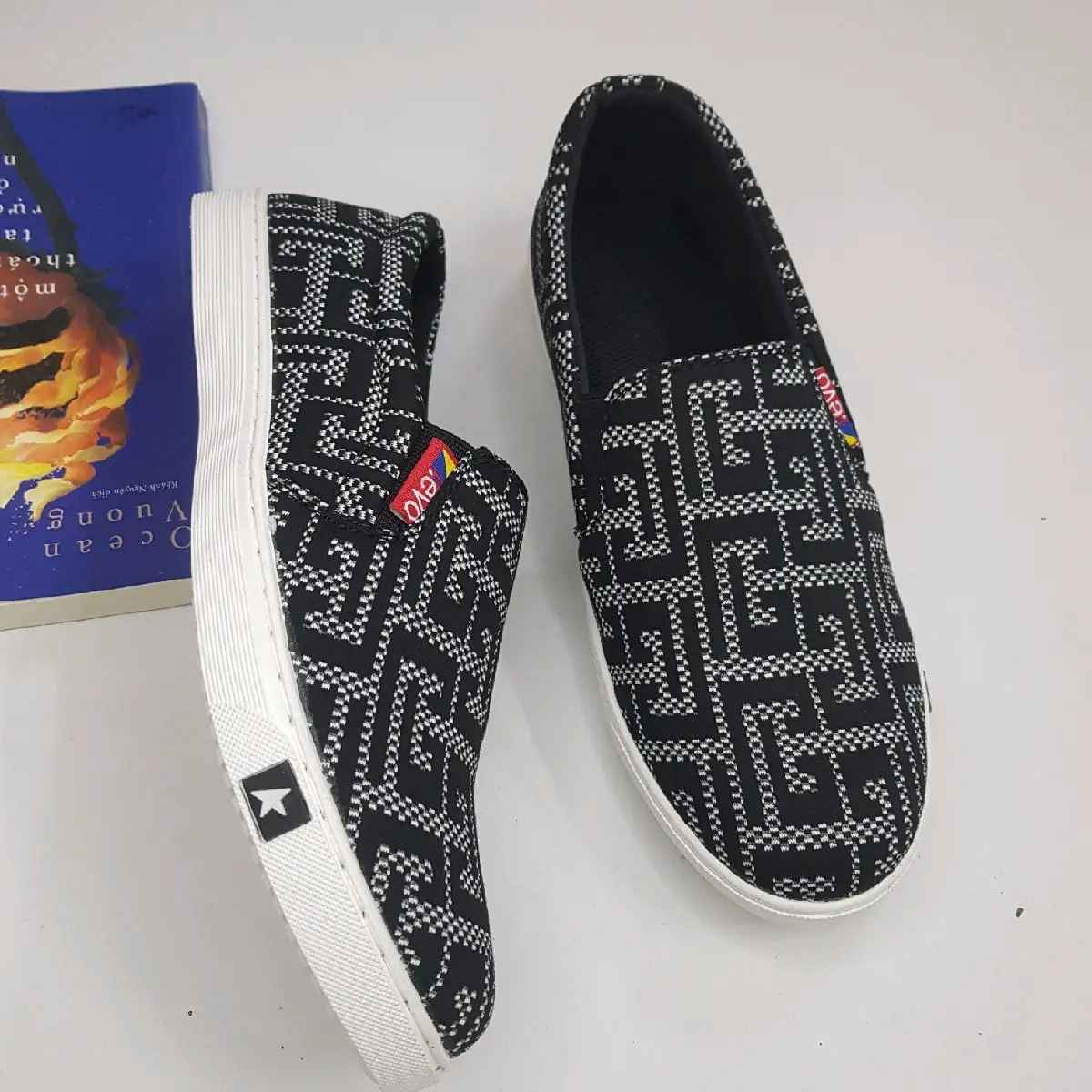 giầy lười vải họa tiết monogram đế mềm.mã 003