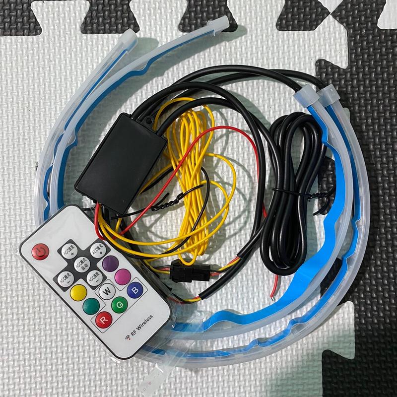 Bộ 2 Đèn RGB Điều Khiển Bằng Remote 0