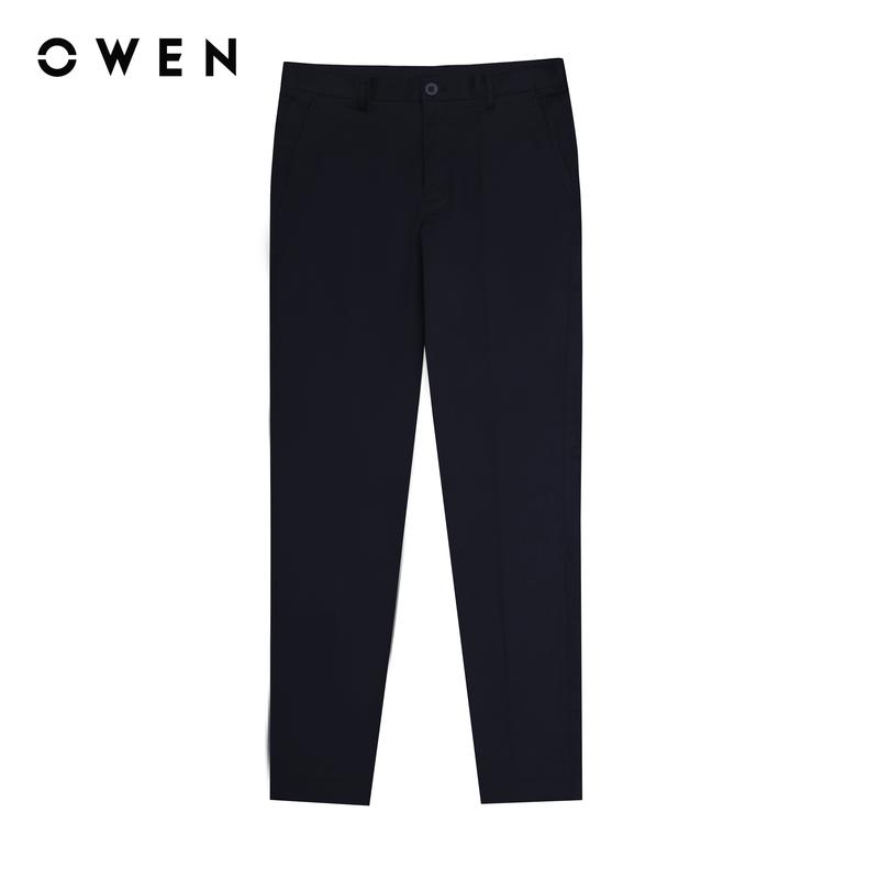 OWEN - Quần khaki nam Form dáng Slim Fit Màu sắc Navy	QKS241203 Chất liệu 29.2% rayon 47.1% polyester  21% renu 2.7% lycra Menswear Pants