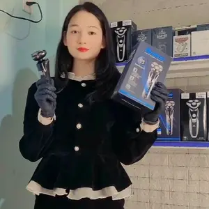 Tiến Thảo - Máy Cạo Râu Xịn