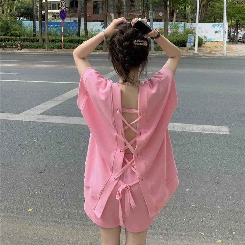 Bộ Đồ Thời Trang, Bộ Đồ Hai Mảnh Mùa Hè 2024, Áo Cổ Chữ V Thiết Kế Dáng Rộng, Quần Đùi Nữ, Hàng Mới Về