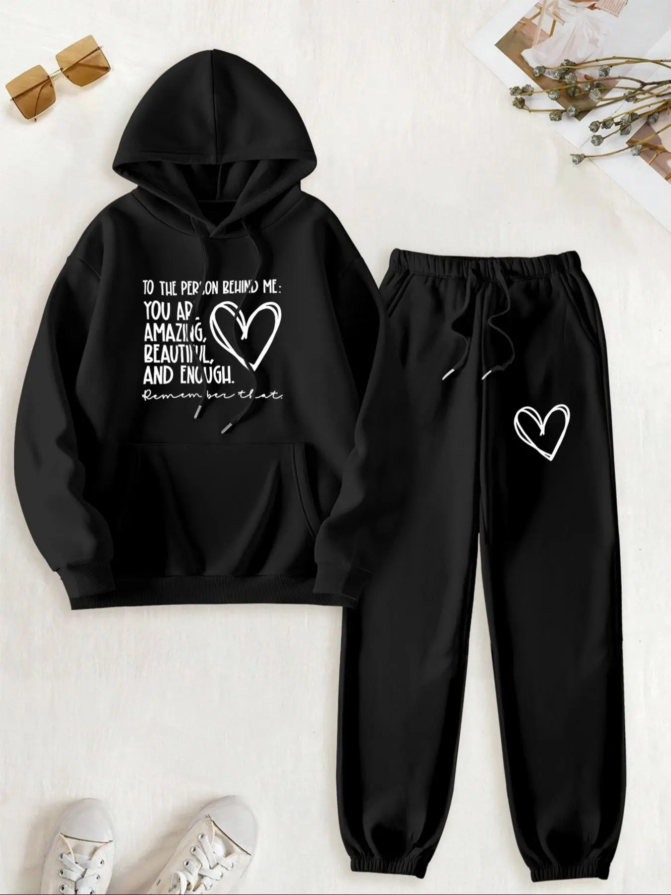 Women's Cartoon Heart & Letter Print Hoodie & Sweatpants Two-piece Set, Casual Fashion Cozy Breathable Outfits for Daily Wear, Ladies Fall & Winter Clothes