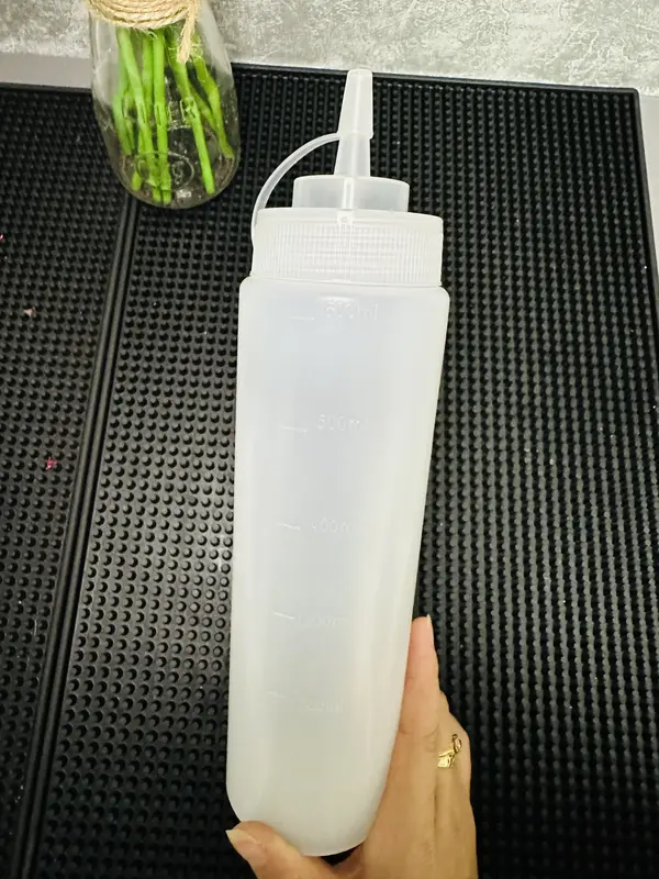 Chai, bình nhựa đựng sốt đa năng, sữa đặc, tương ớt, siro nhiều dung tích có vạch chia rõ ràng Đựng Gia Vị 3