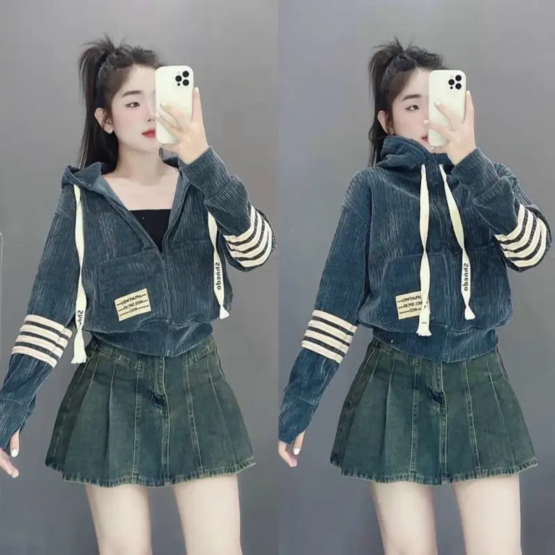 Áo khoác Nữ Phối Tay Sọc Có Mũ Chất Nhung Gân Bigsize 45-85kg 0