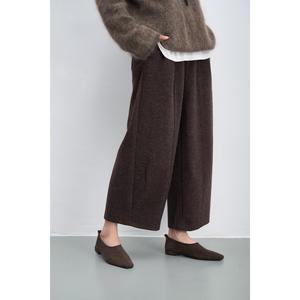 Elevate Your Wardrobe with Flowy-Fit Cropped Casual Pants